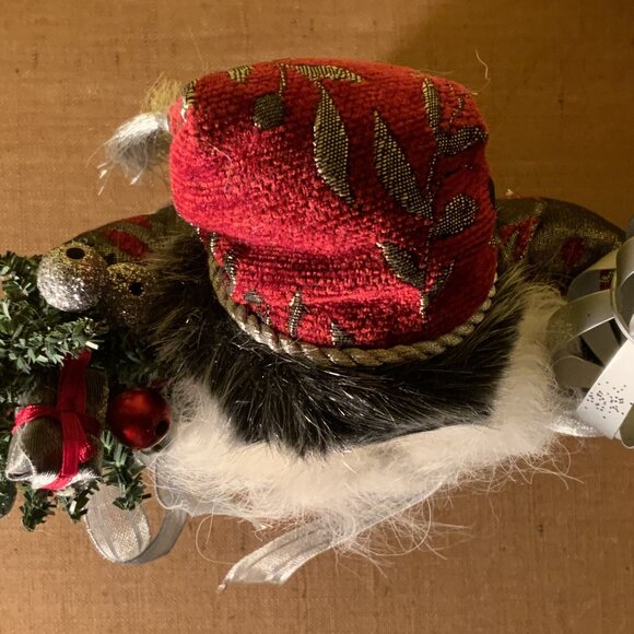 Vintage Santa Figure With Tree And Staff - Picture 3 of 9